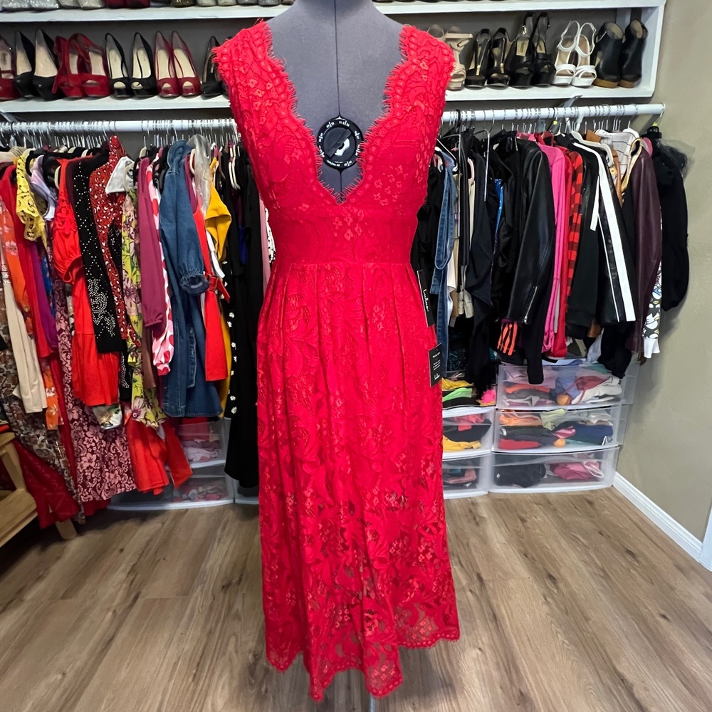Elegant Red Lace Dress